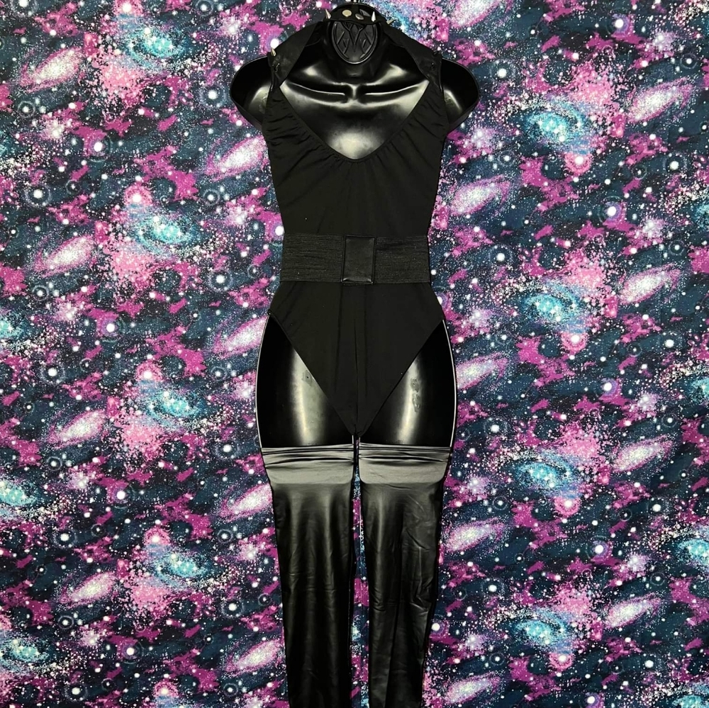 Trickz N' Treatz Lick It Up Costume - Picture 2 of 2
